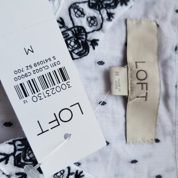 Embroidered Floral Dot Ruffle Shell - Picture 4 of 6